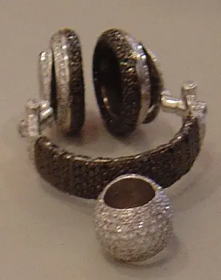 Jewelry piece 5